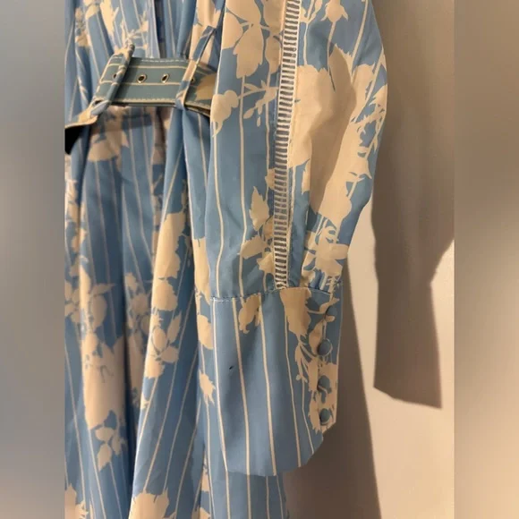 Beulah dress - inspired by safiyaa Oksana Pale Blue & White Short Dress - Picture 8 of 11